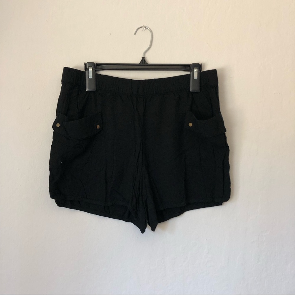 Gap Shorts Women’s Black Large Summer Cute Pockets - Picture 1 of 3